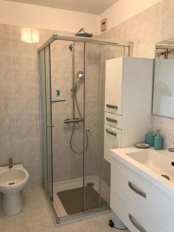 Appartement Spacieux Et Calme Classe 4 Etoiles, A 300M De La Mer Sainte-Maxime Extérieur photo